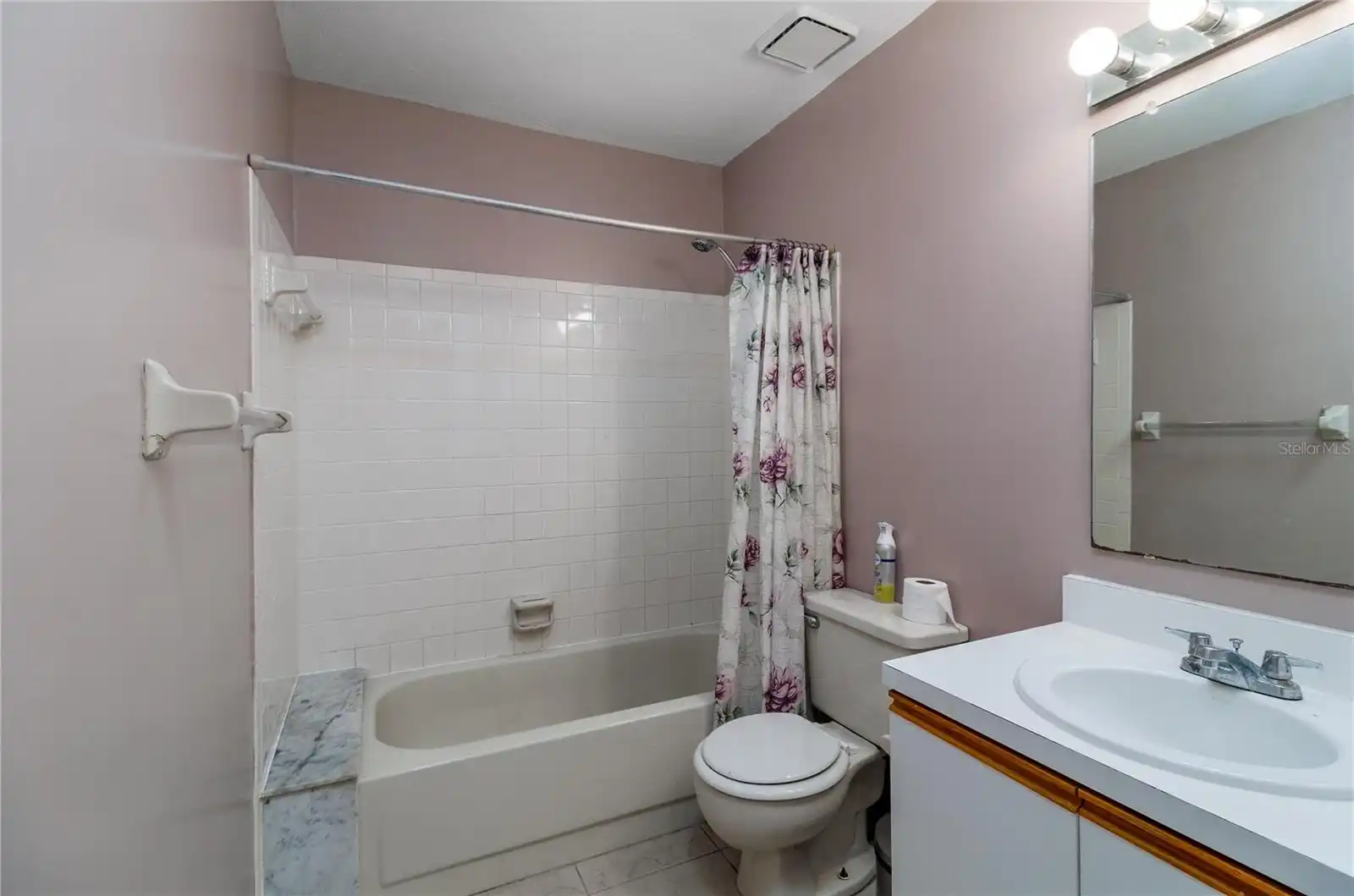 Listing Photo 14