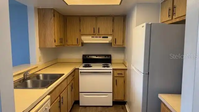 Listing Photo 6