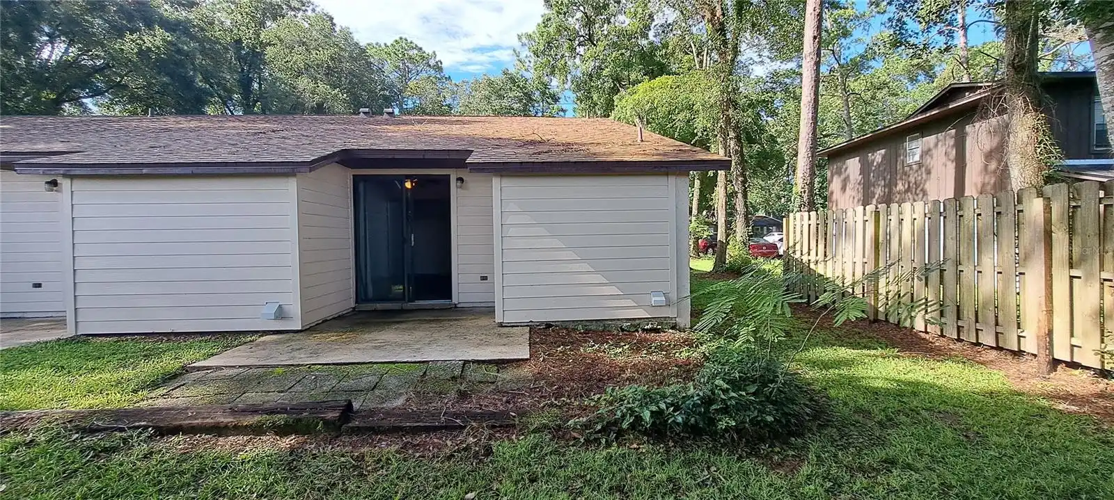 Listing Photo 16