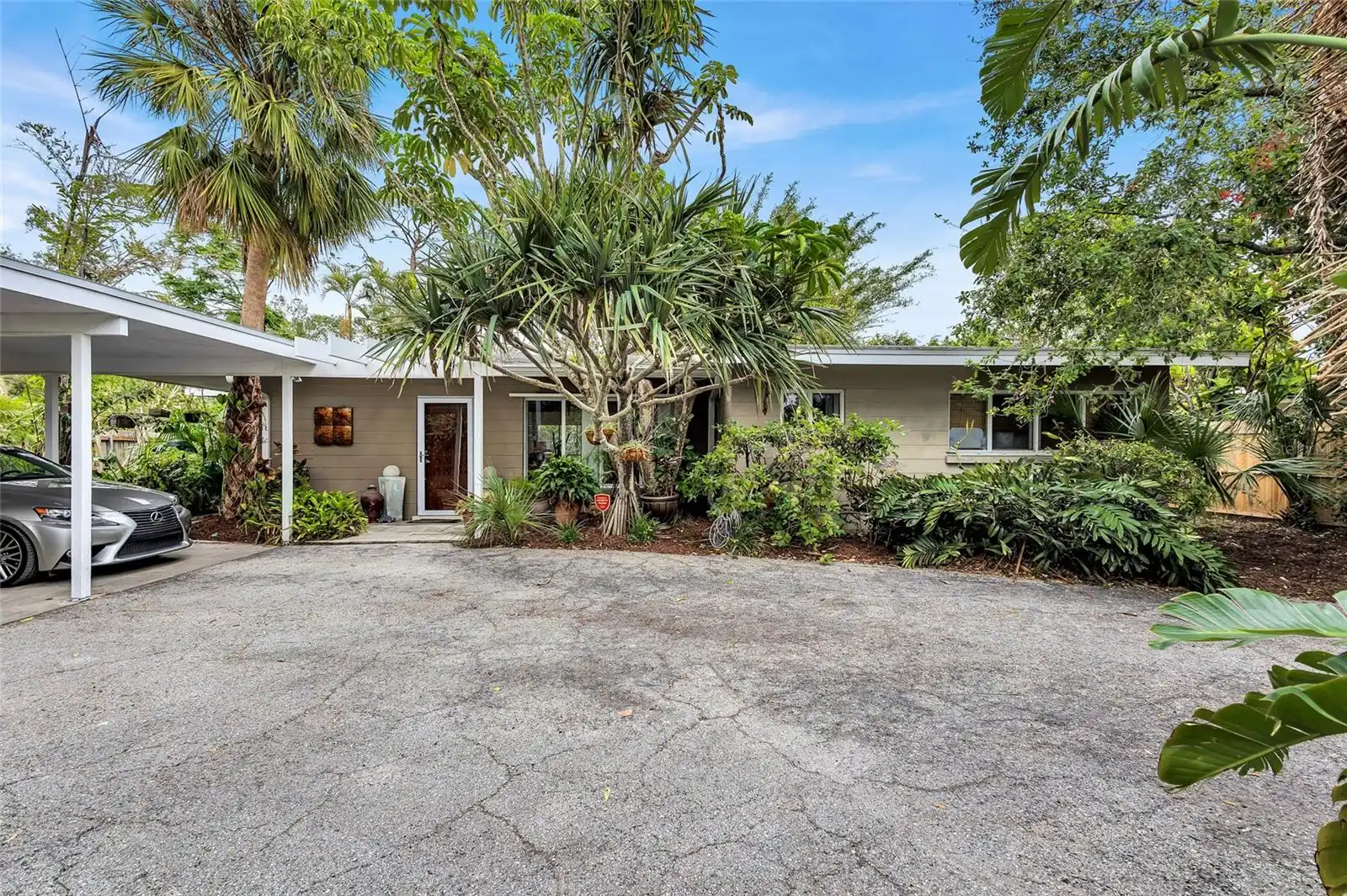 Sarasota Real Estate