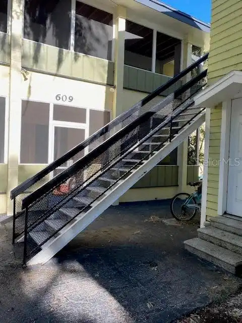 Listing Photo 16