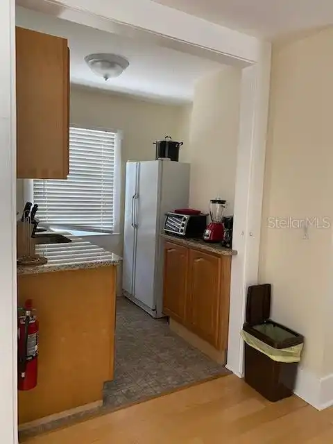 Listing Photo 10