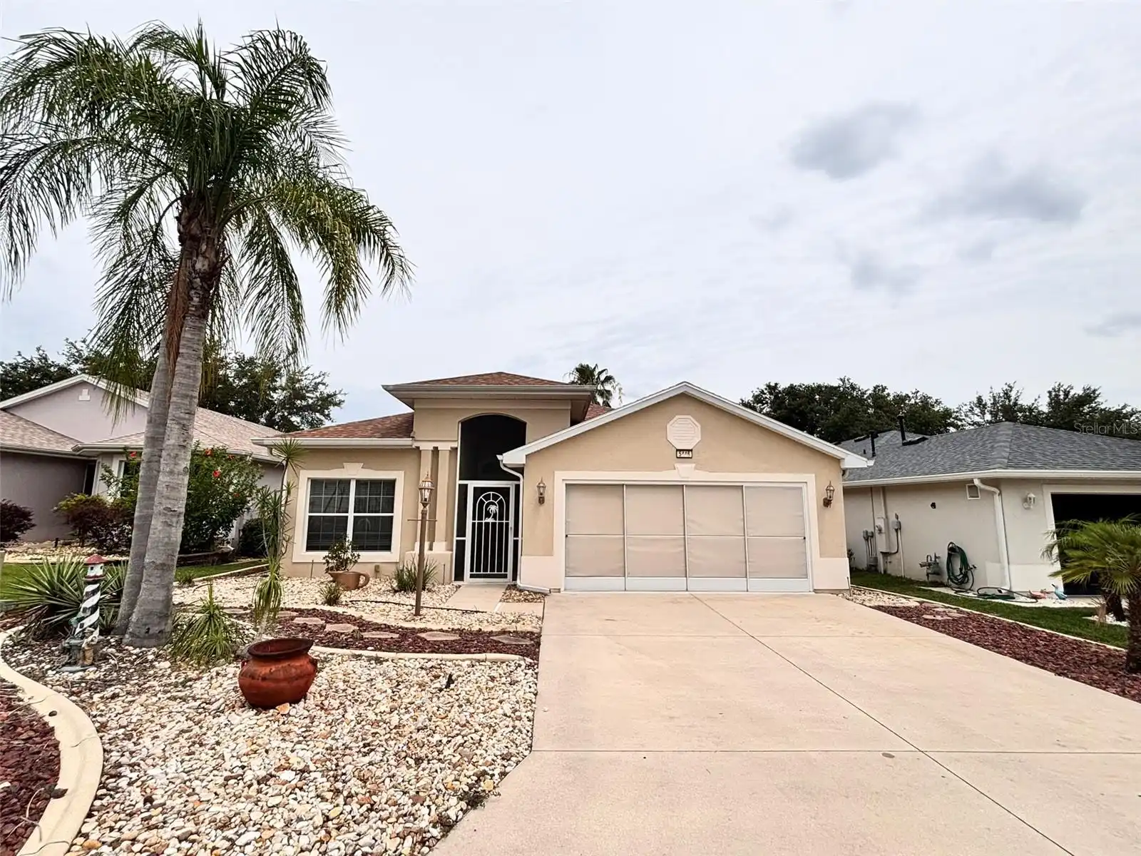 Tavares Real Estate