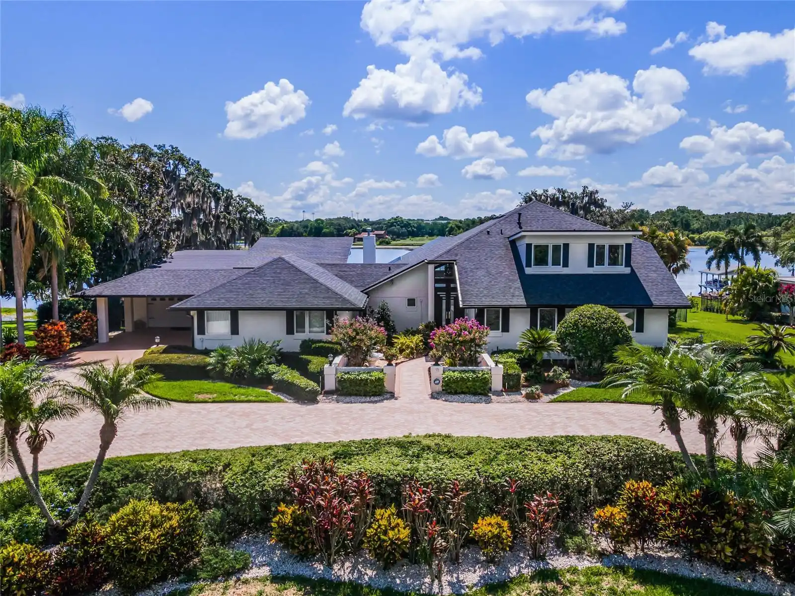 5BR, Home, 4BA, $3,999,000
Read More