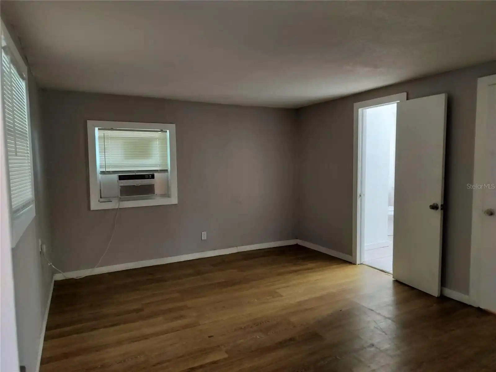 Listing Photo 19