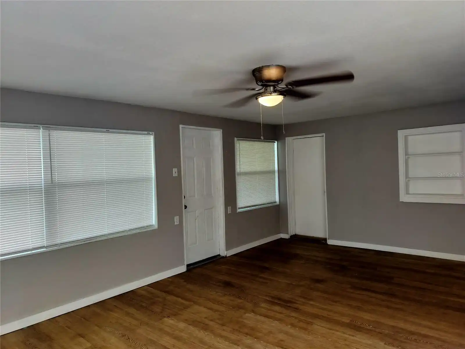 Listing Photo 10