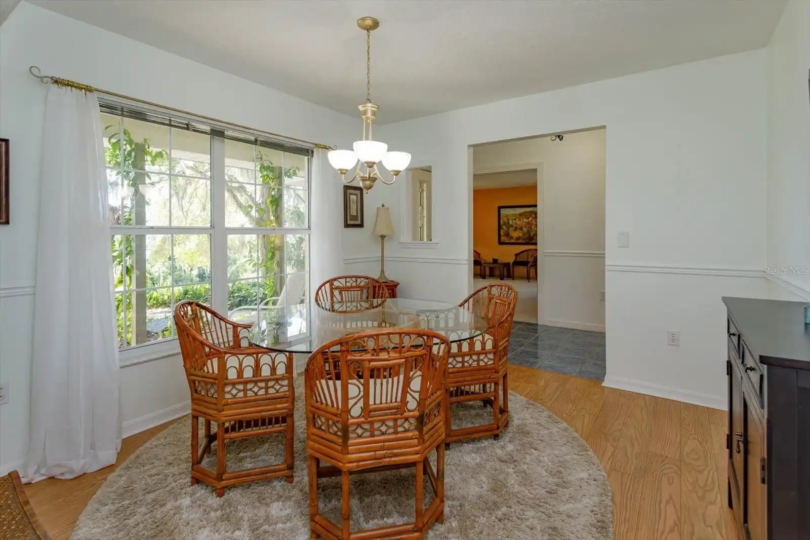 Listing Photo 11