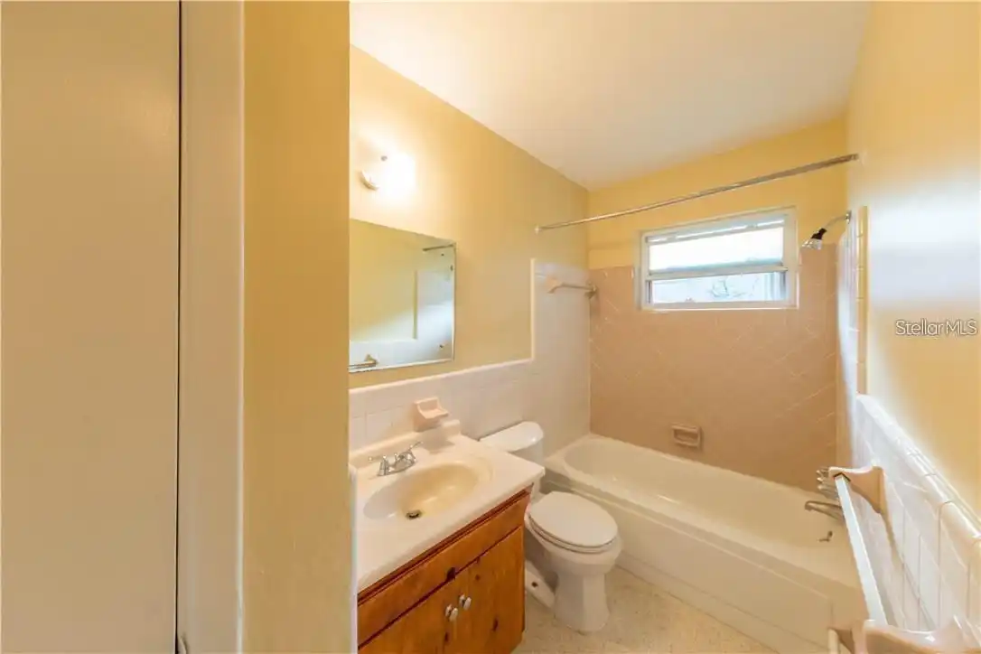 Listing Photo 7