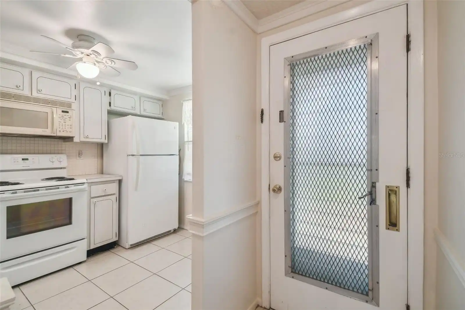 Listing Photo 11
