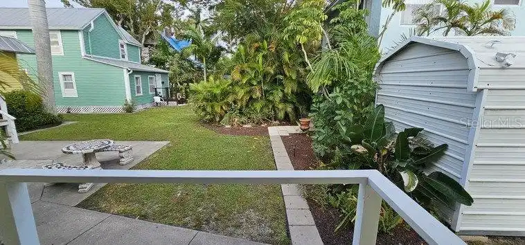 Listing Photo 4