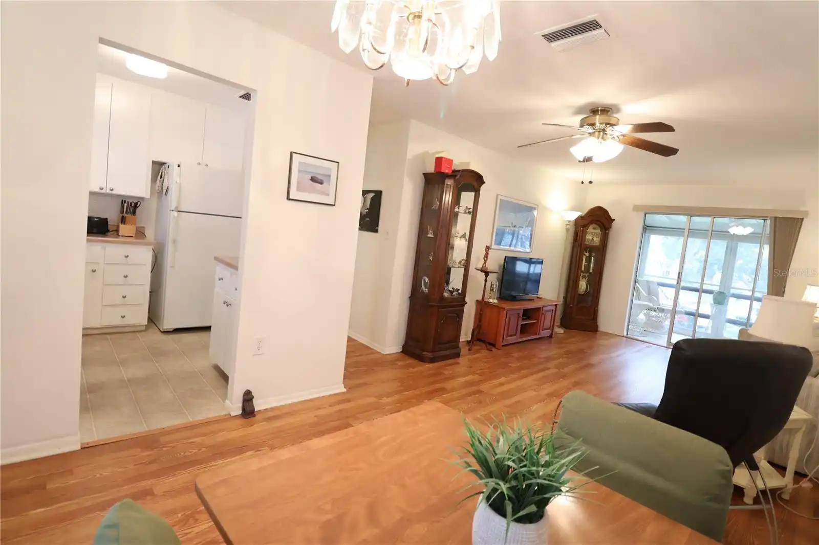 Listing Photo 6