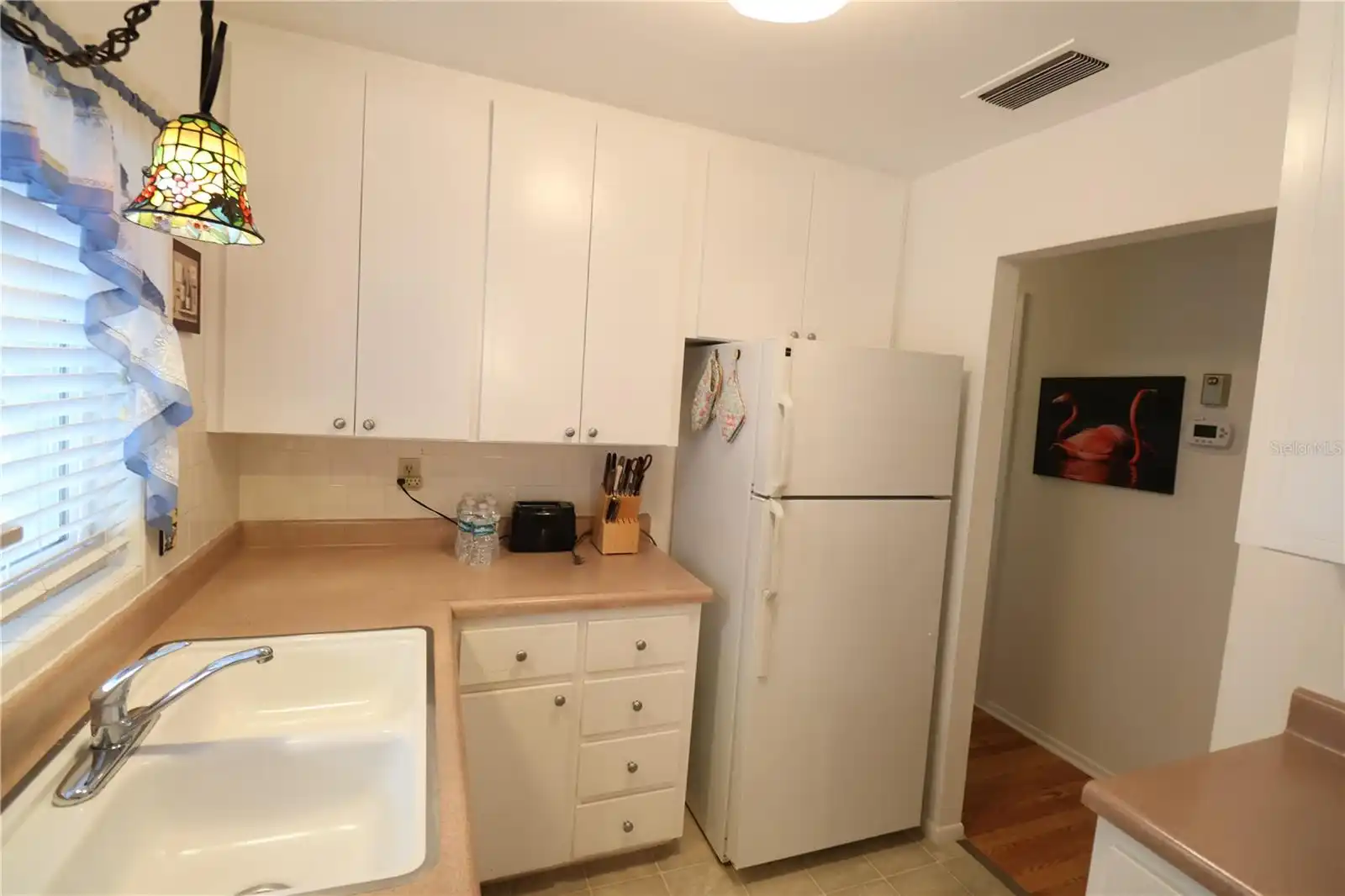 Listing Photo 9