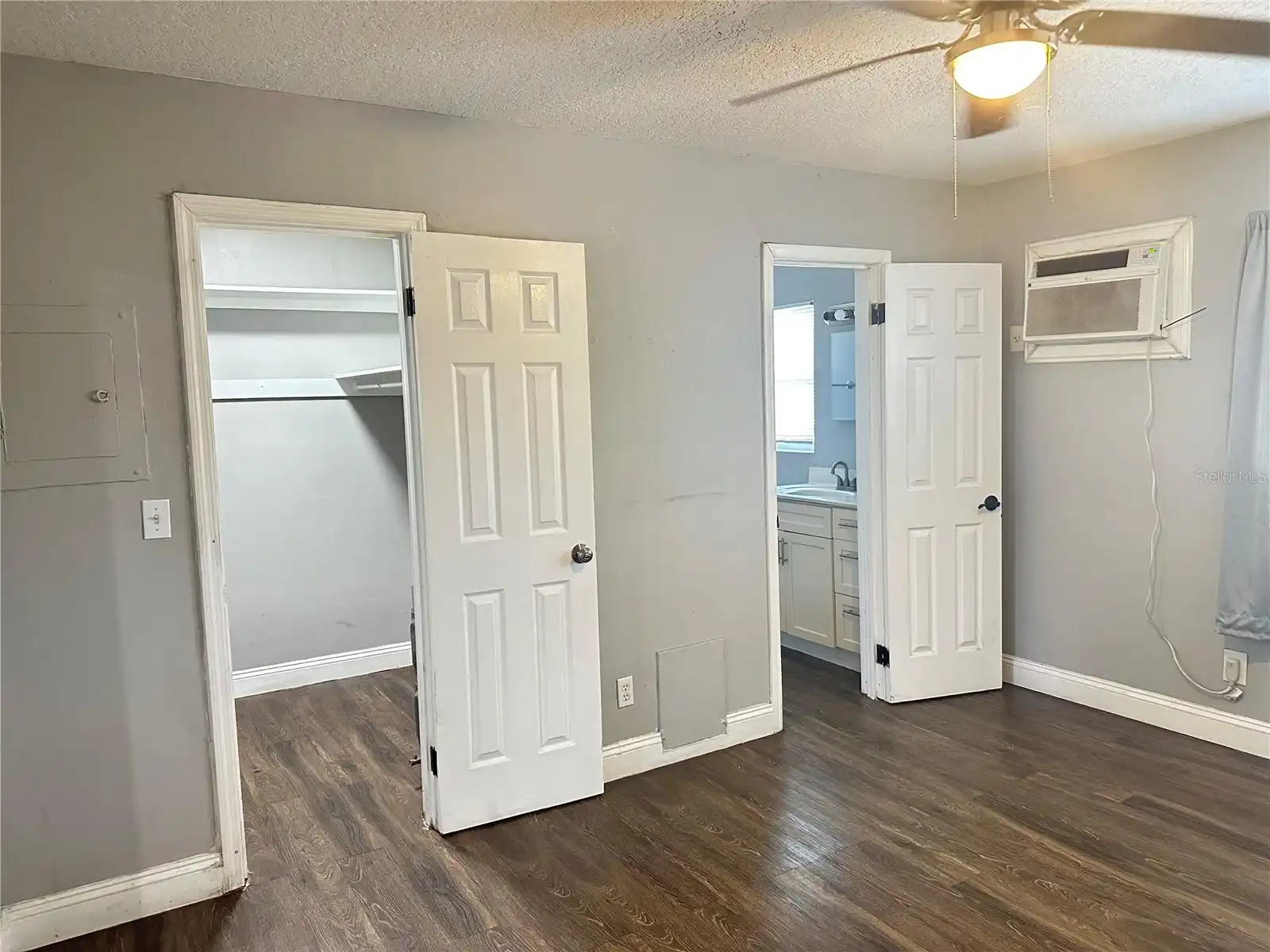 Listing Photo 9