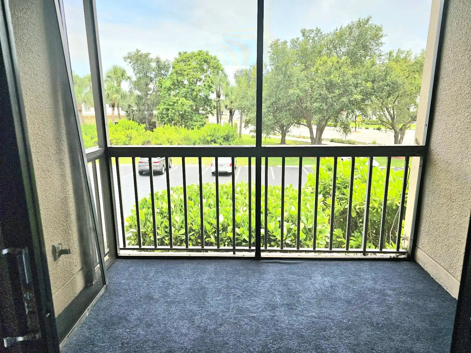 Listing Photo 11
