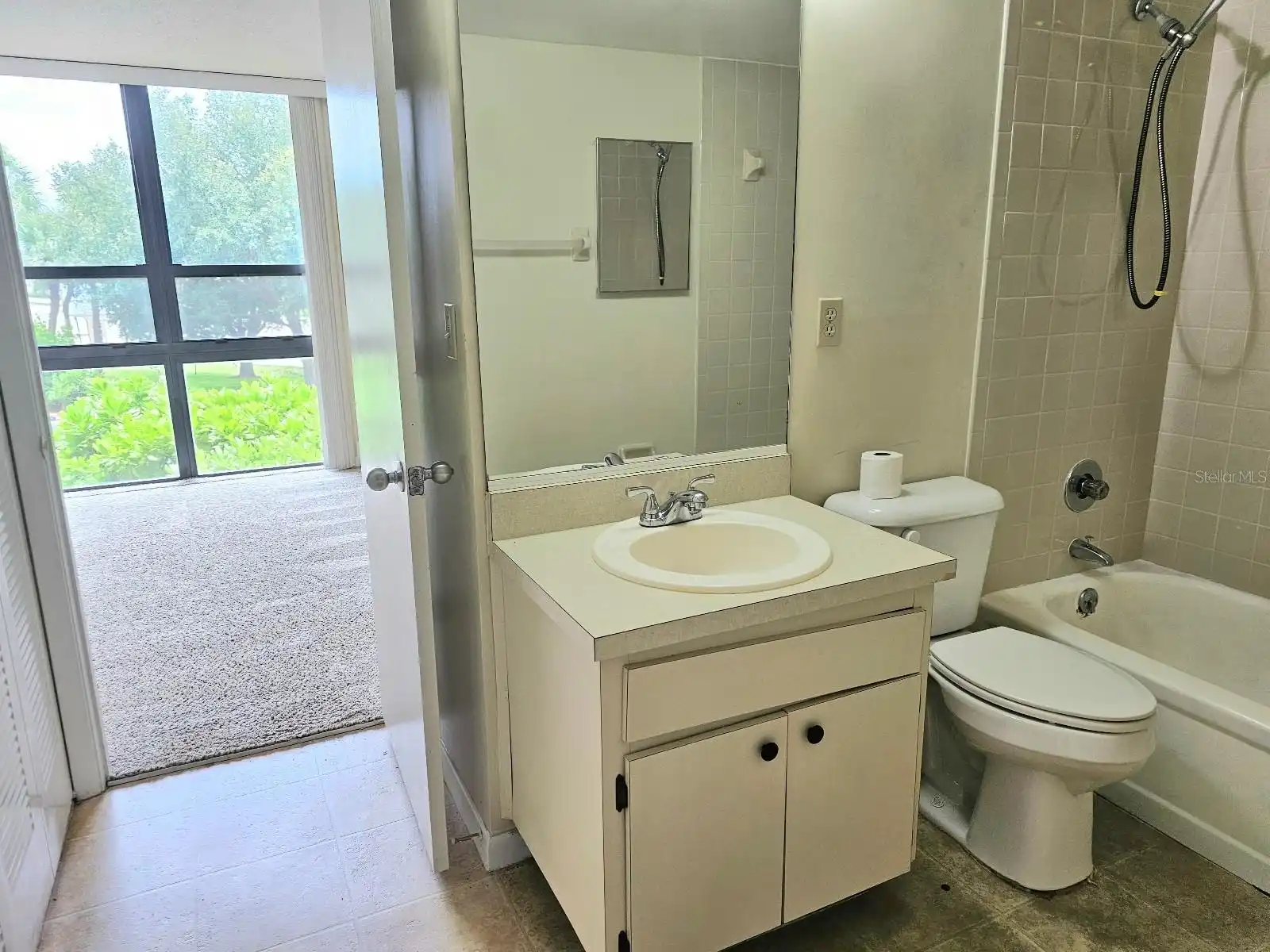 Listing Photo 22
