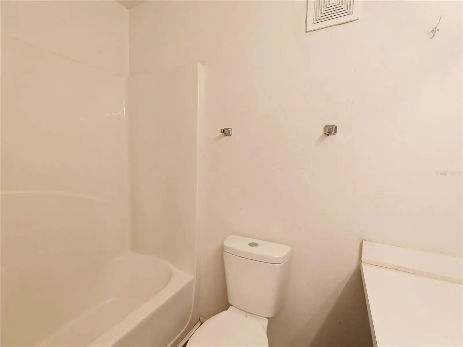 Listing Photo 20