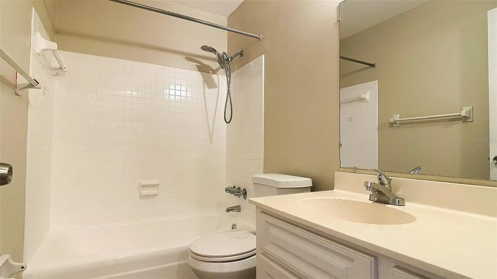 Listing Photo 7