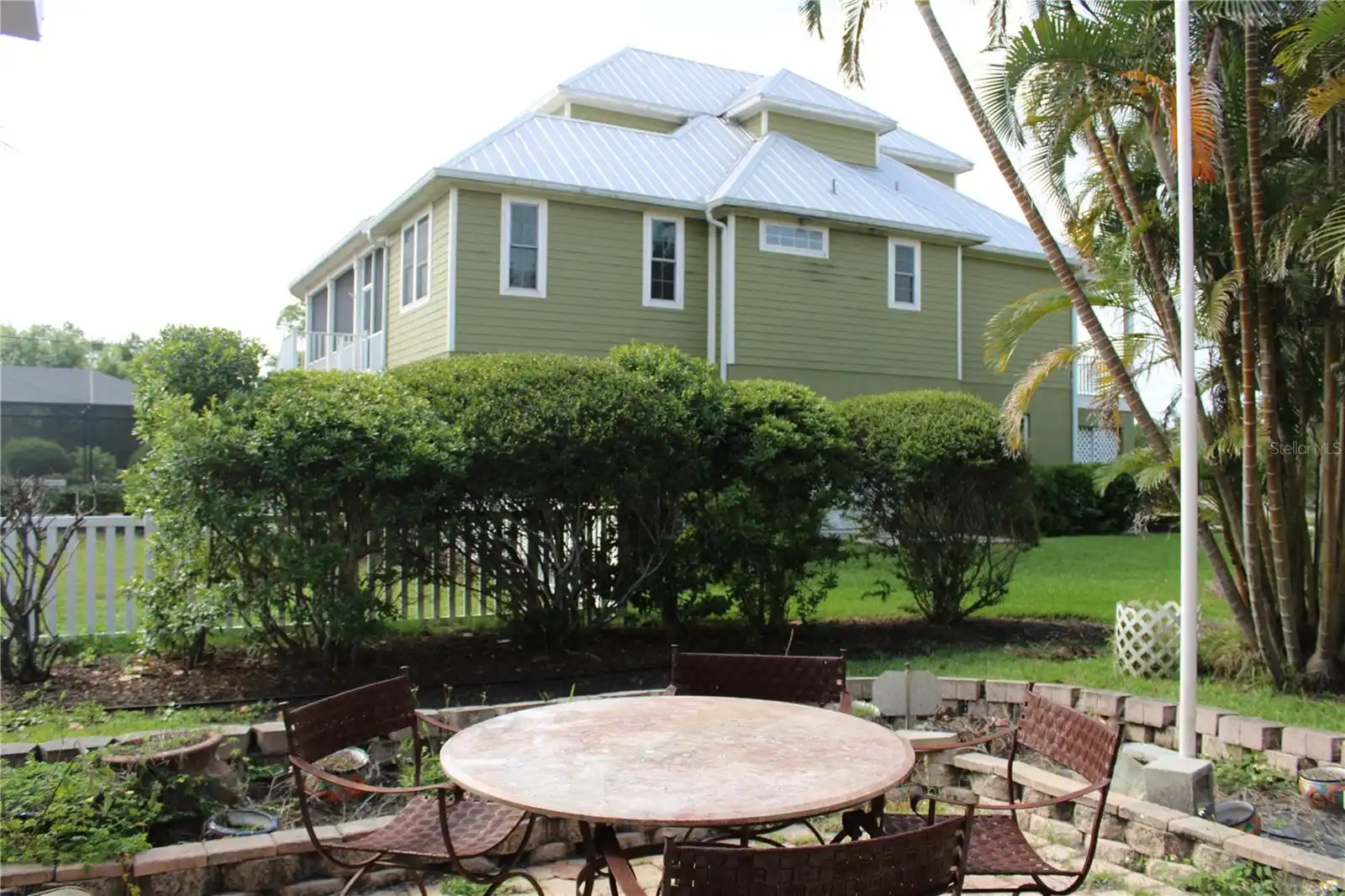 Listing Photo 16