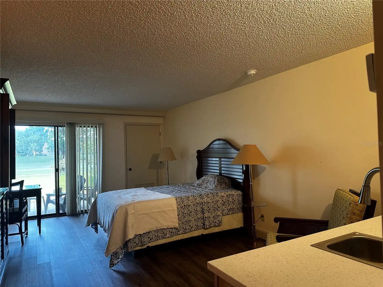Listing Photo 6