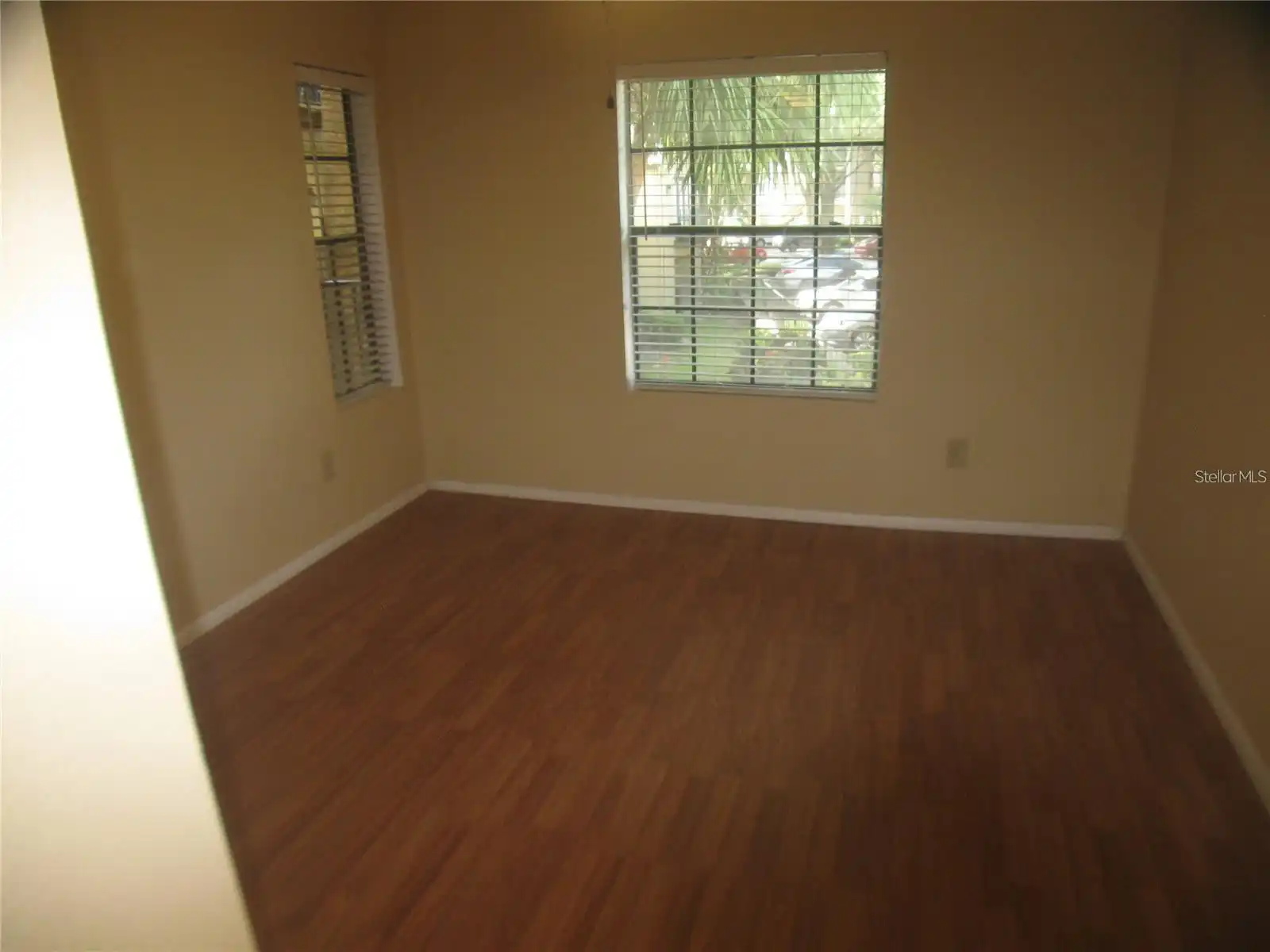 Listing Photo 11