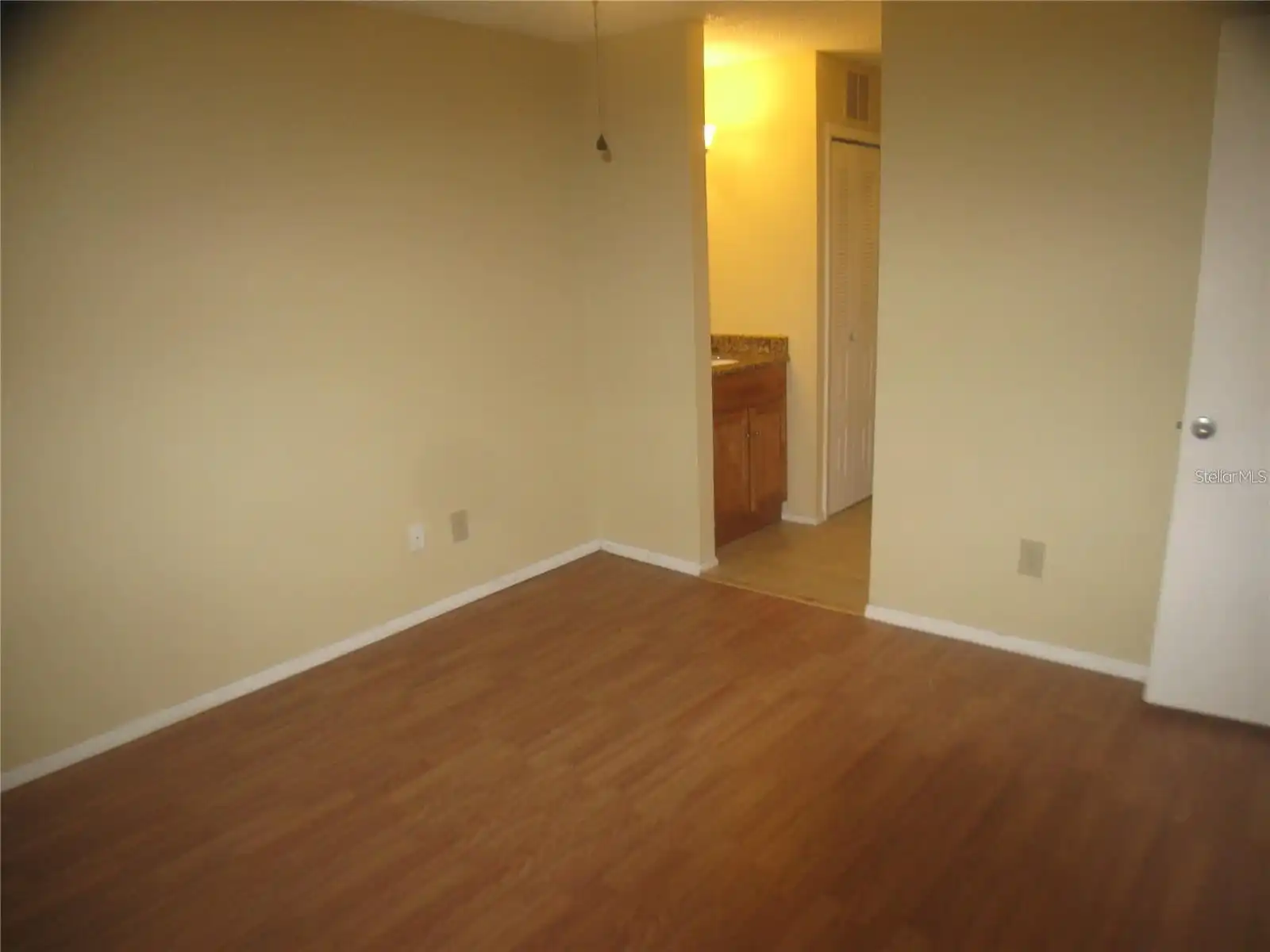 Listing Photo 16