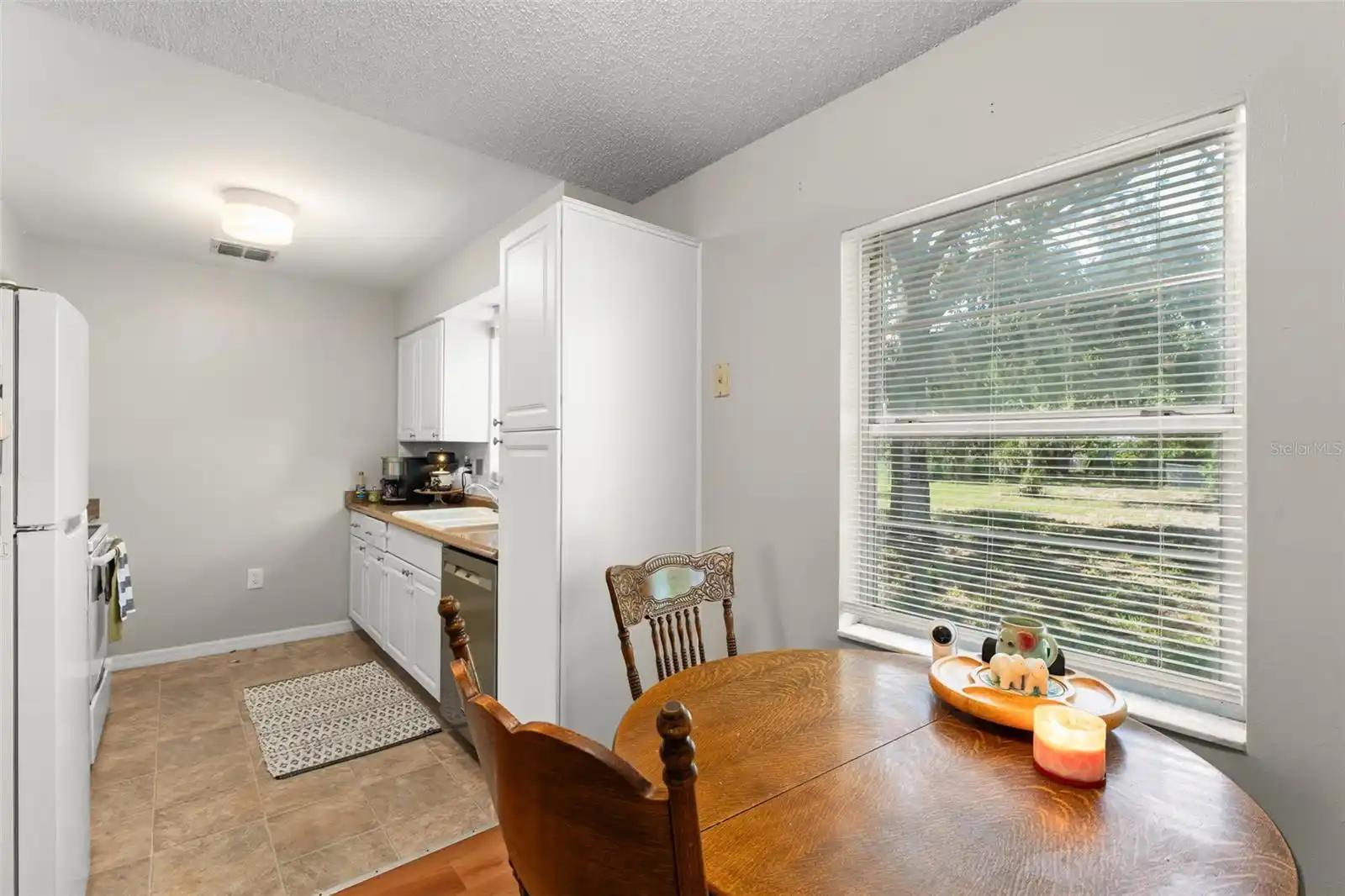 Listing Photo 8