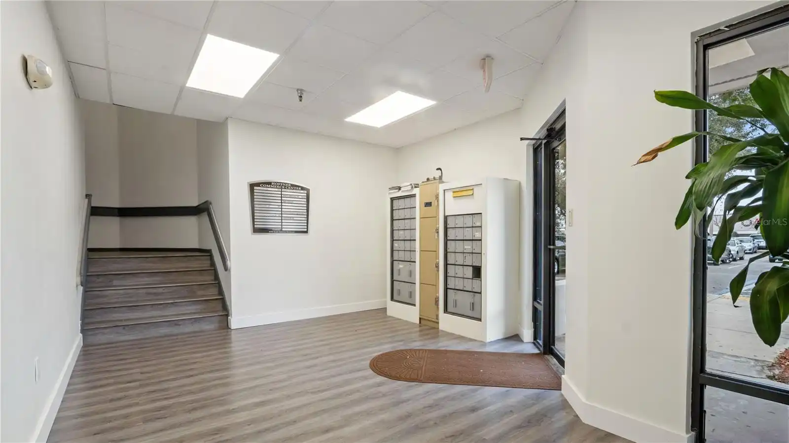Listing Photo 6
