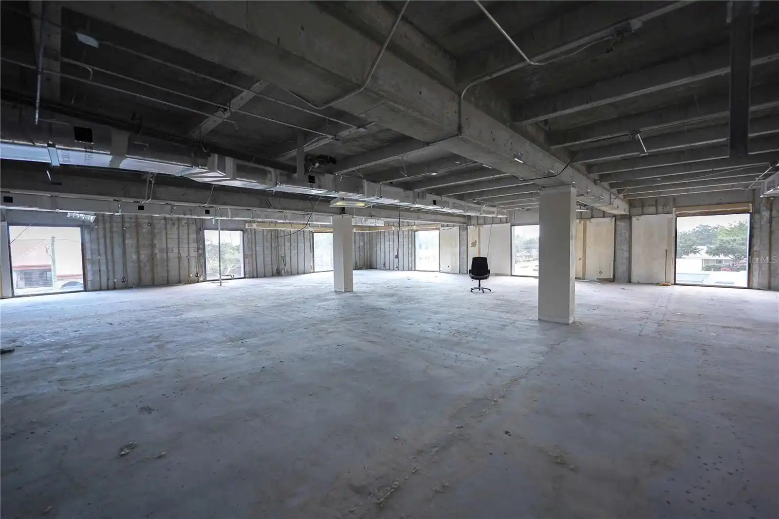 Listing Photo 11