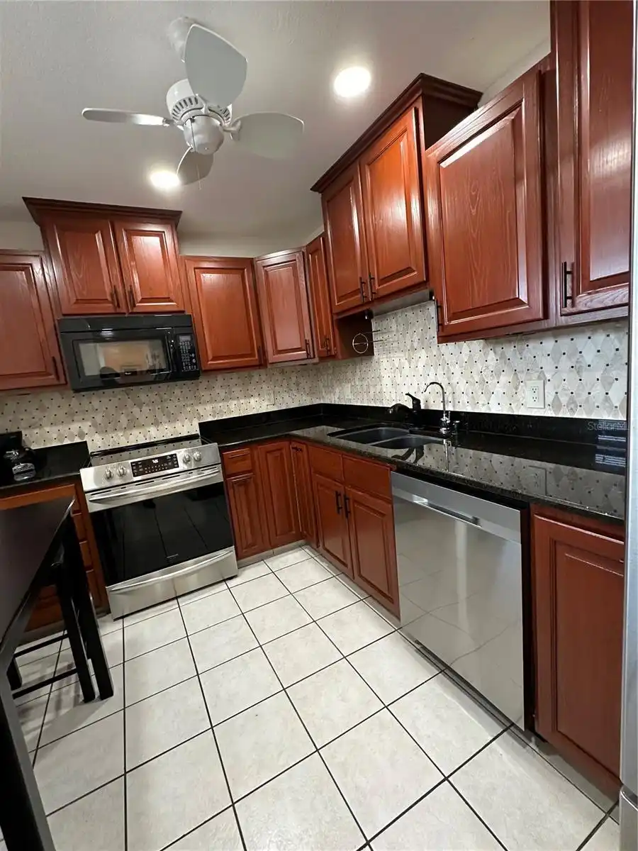 Listing Photo 27