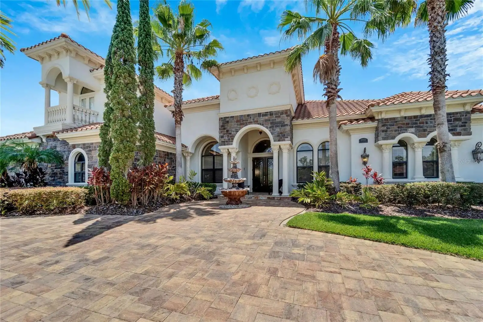 6BR, Home, 7BA, $2,399,000
Read More