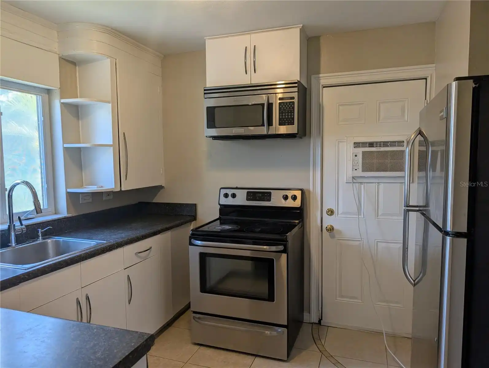 Listing Photo 16