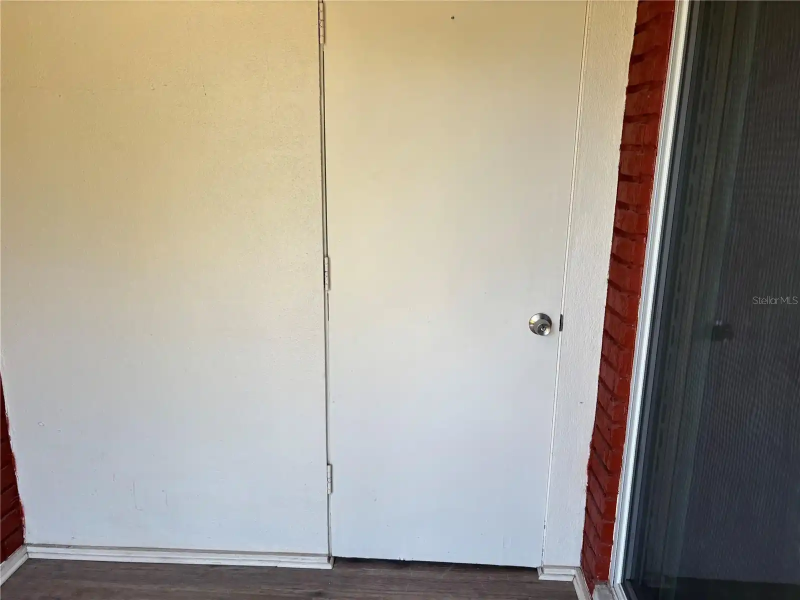 Listing Photo 11