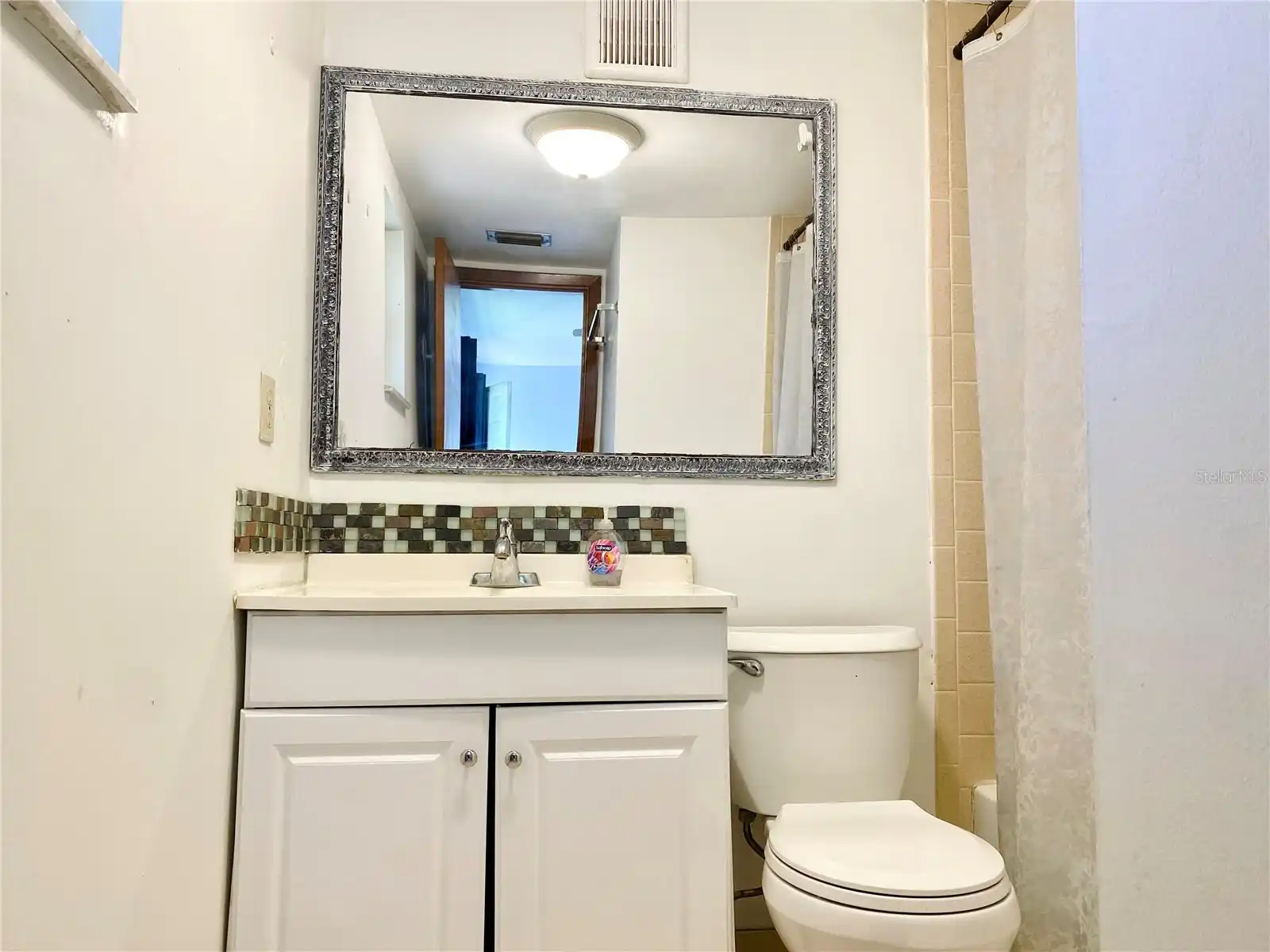 Listing Photo 11