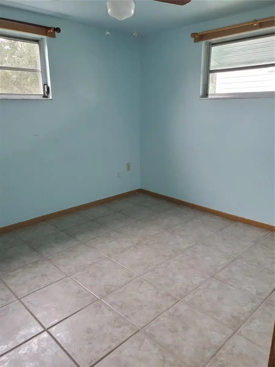 Listing Photo 7