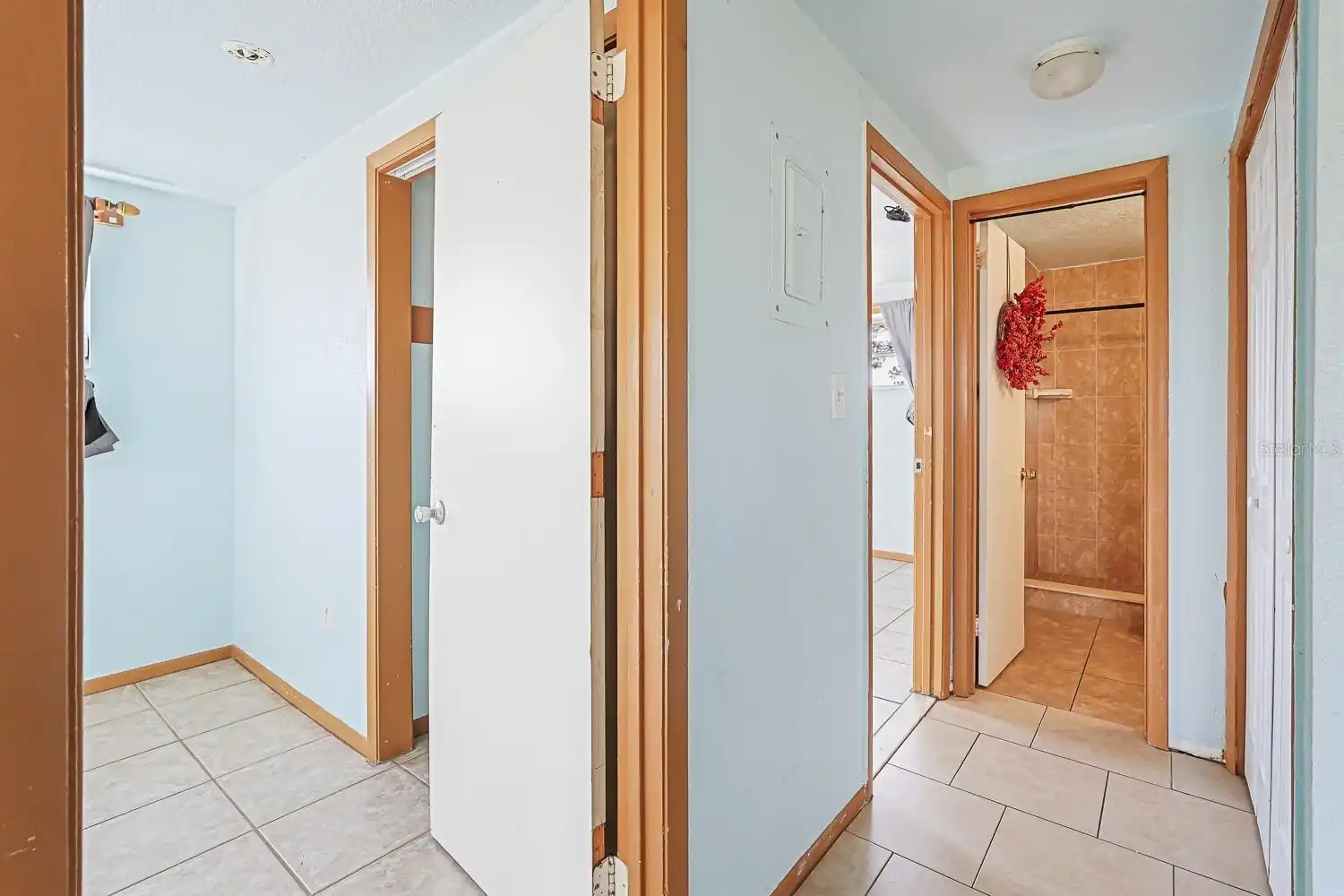Listing Photo 14