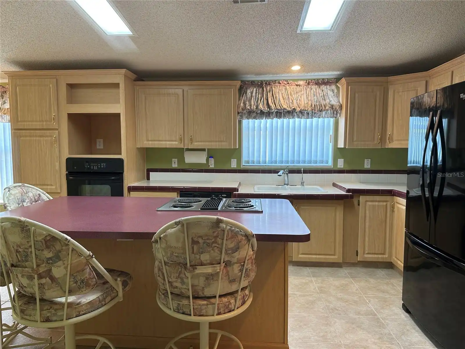 Listing Photo 10