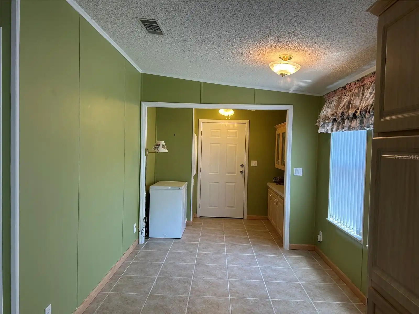Listing Photo 13