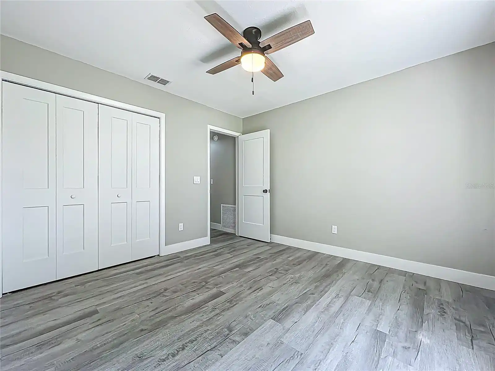 Listing Photo 43