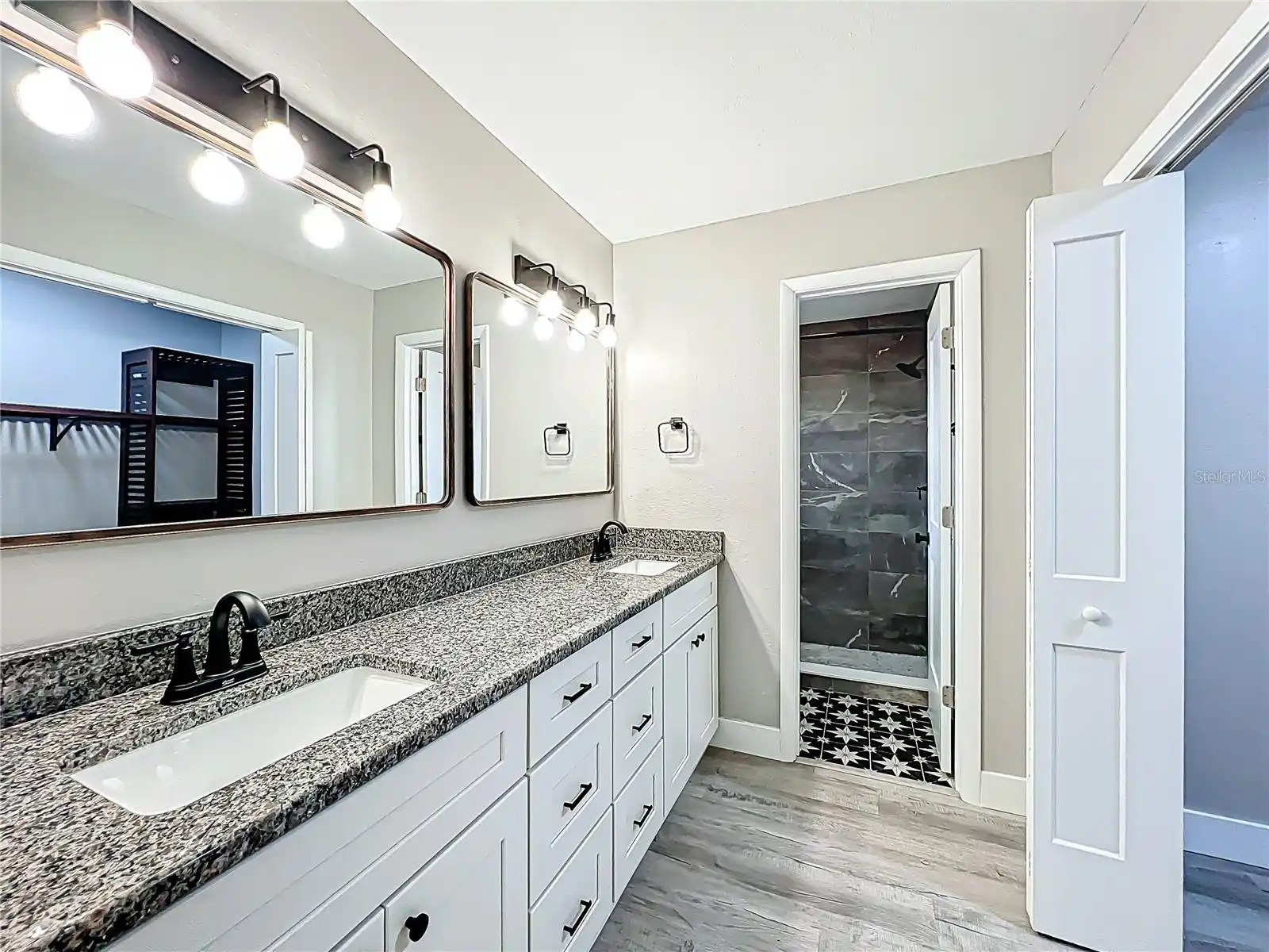 Listing Photo 18