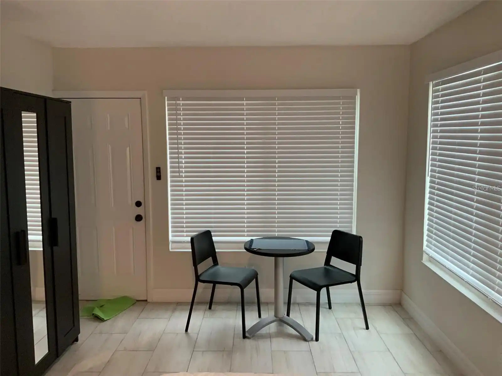 Listing Photo 14