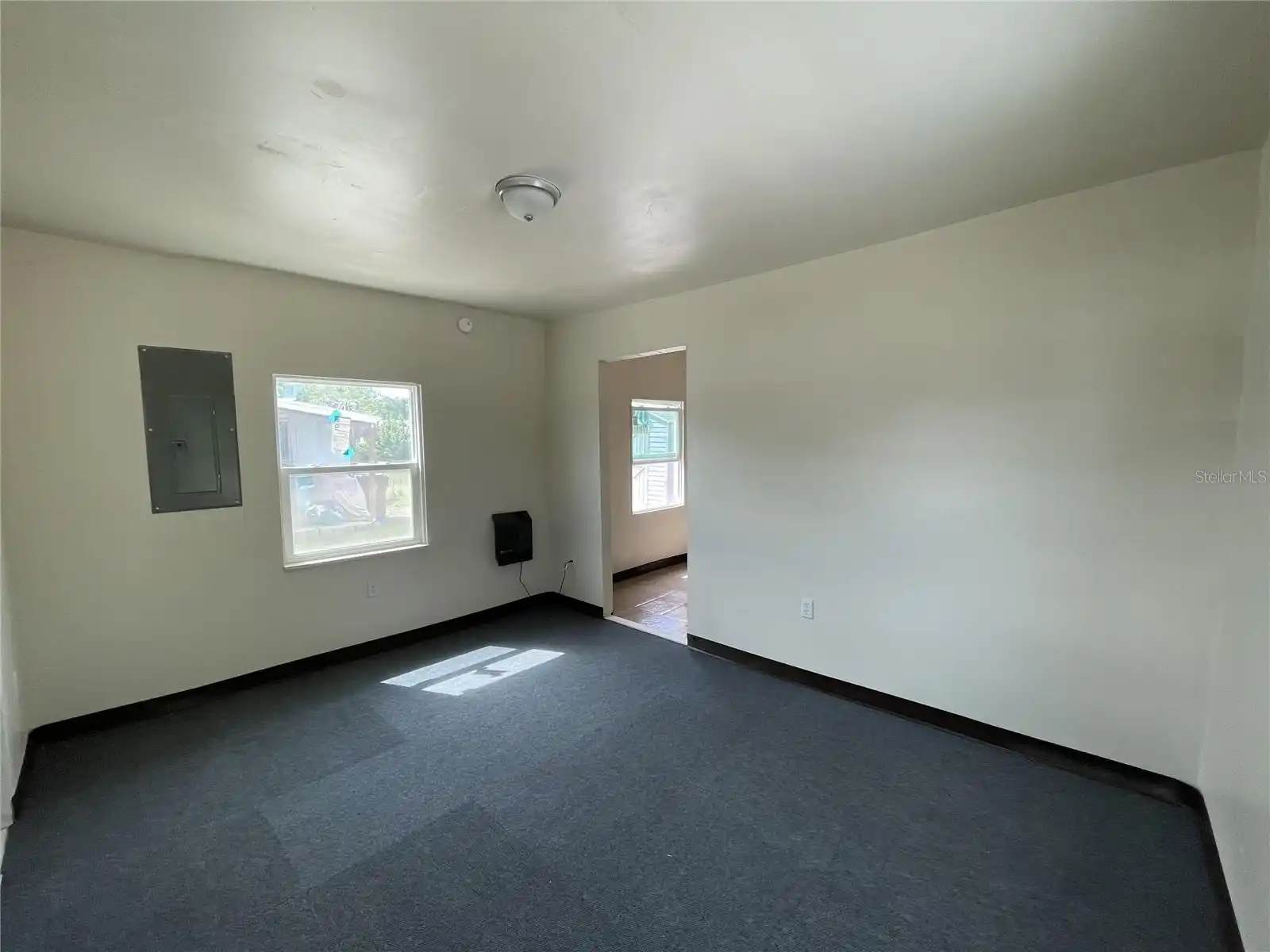 Listing Photo 10