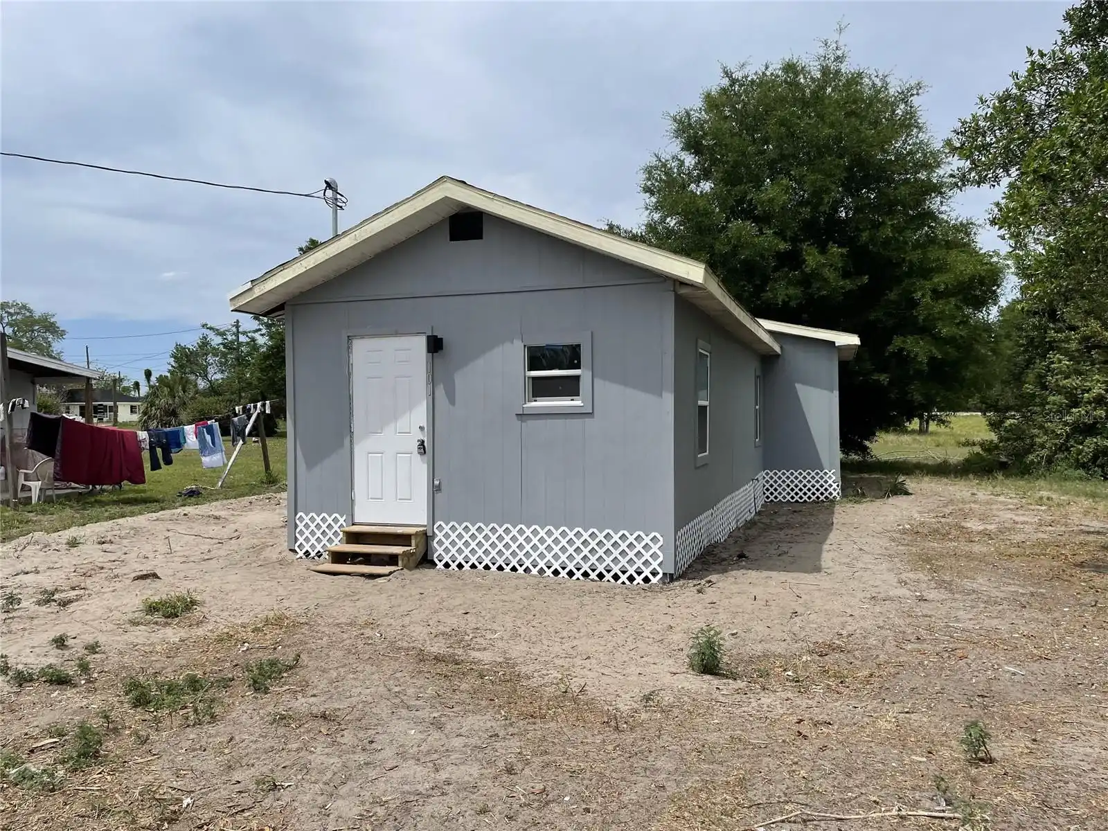 Listing Photo 8
