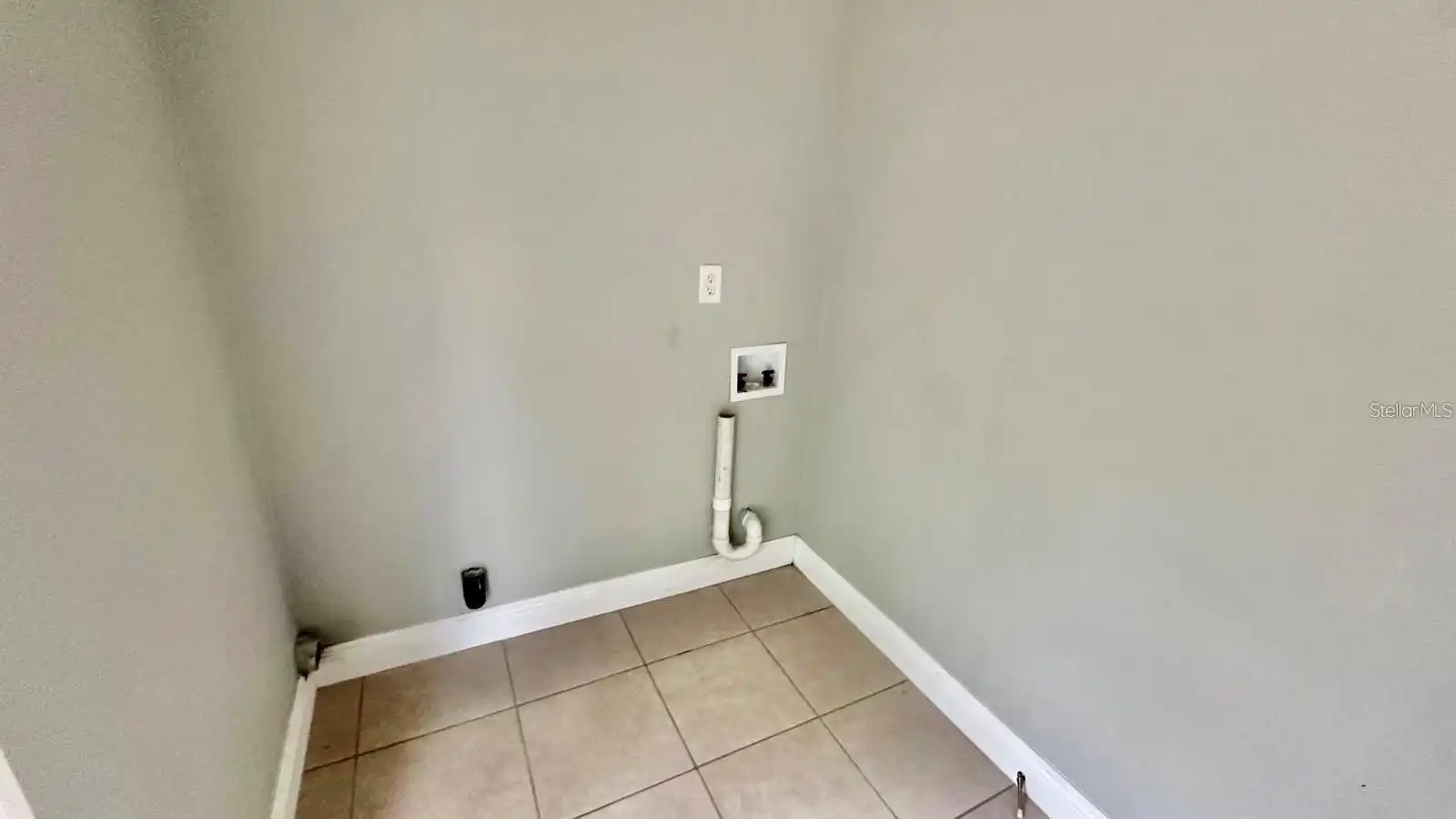 Listing Photo 8