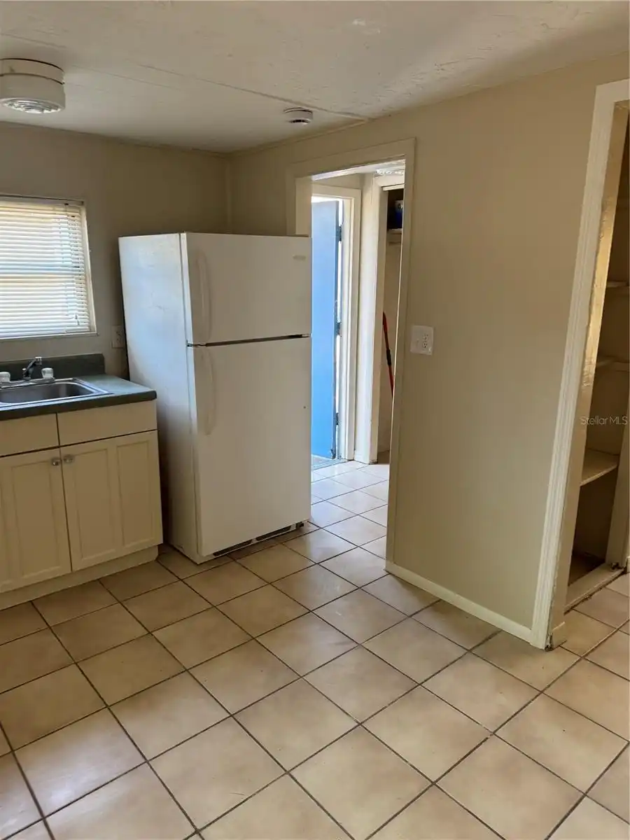 Listing Photo 6