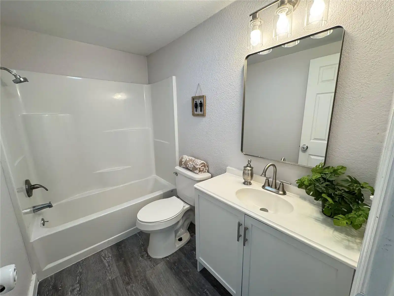 Listing Photo 13