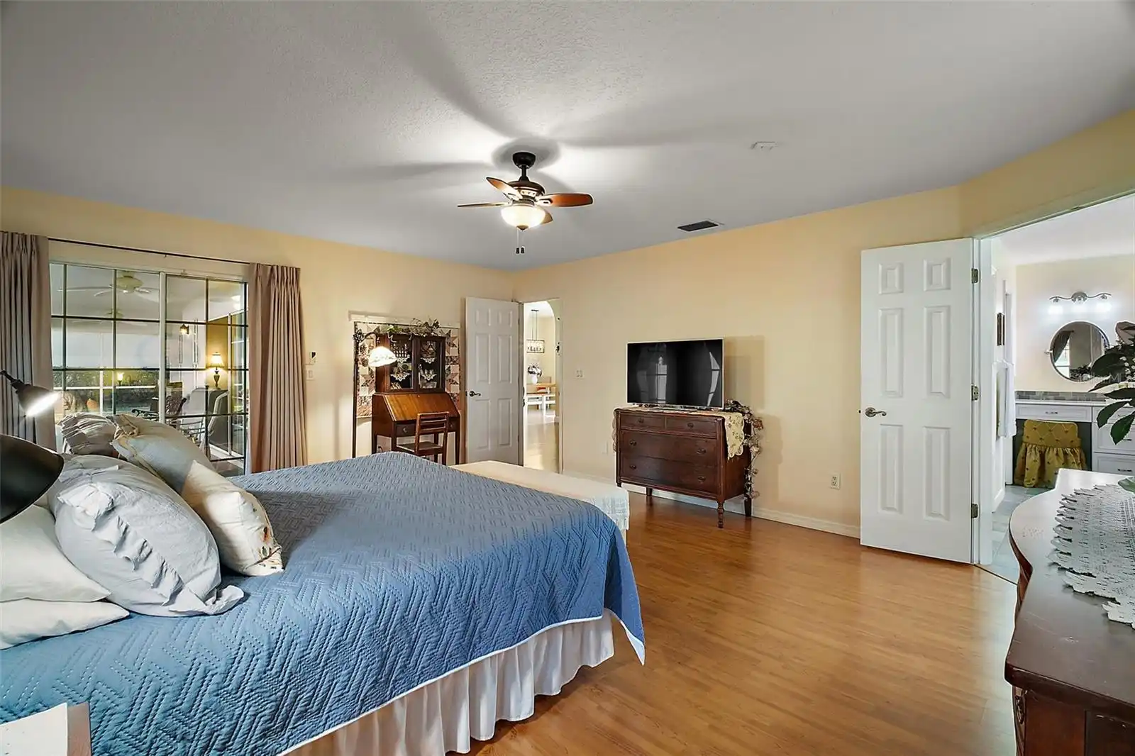 Listing Photo 25