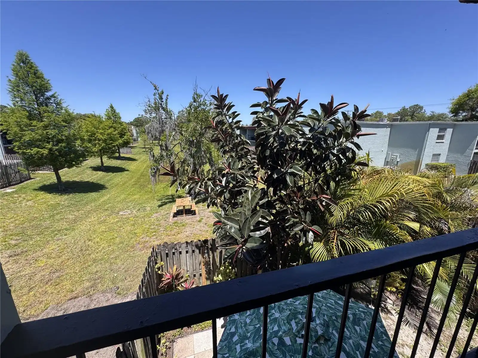 Listing Photo 9
