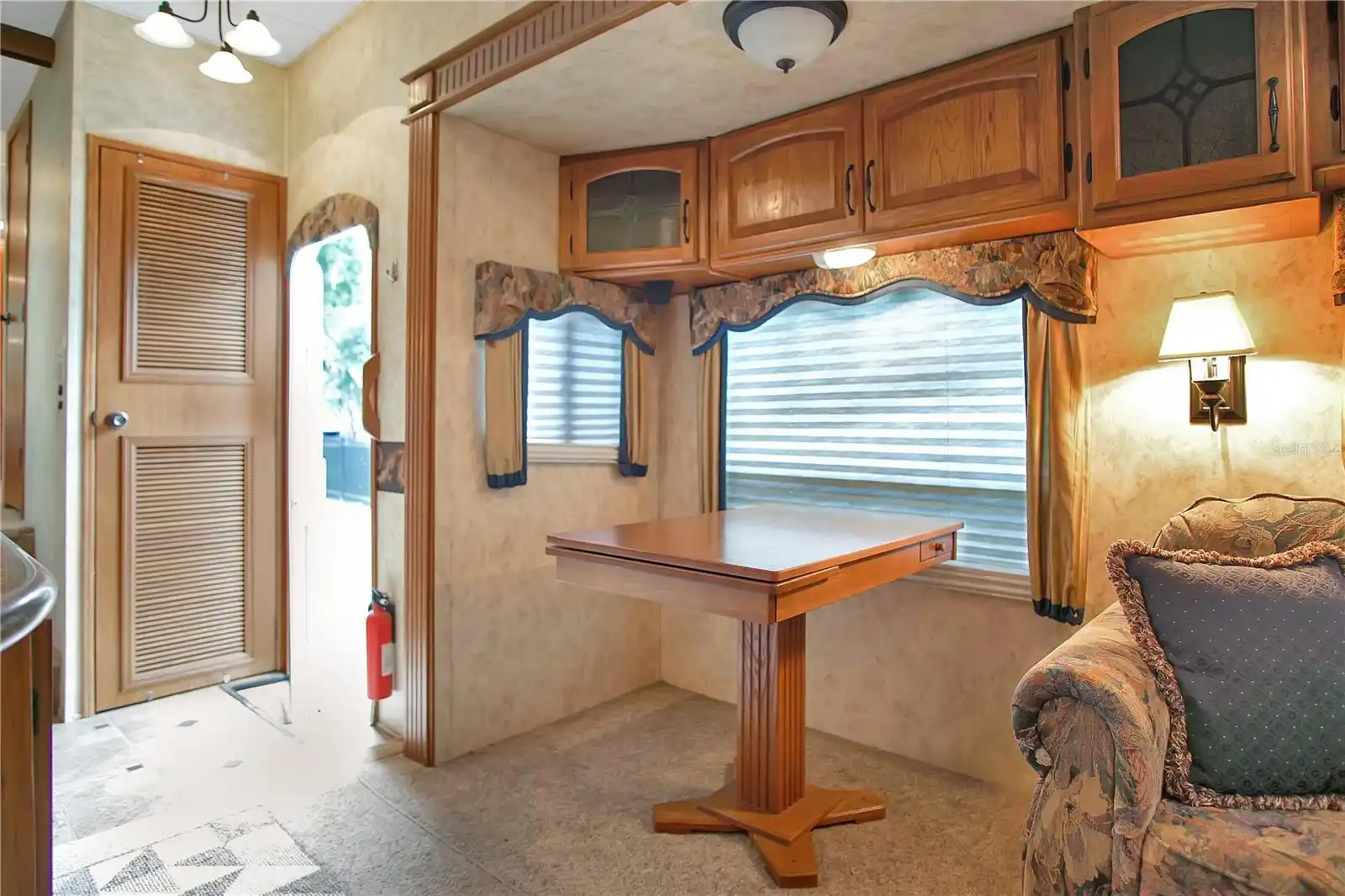 Listing Photo 11