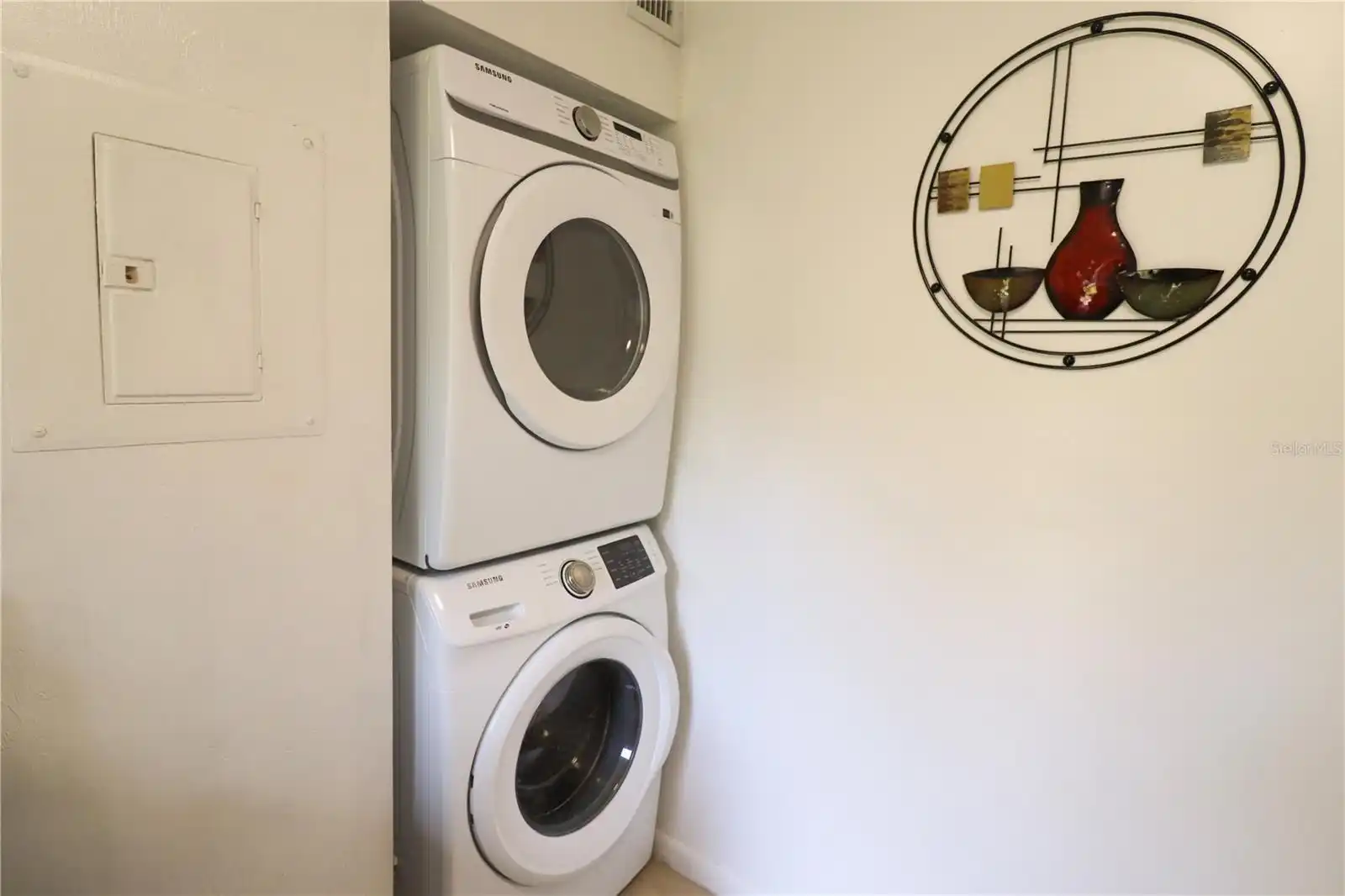 Listing Photo 10