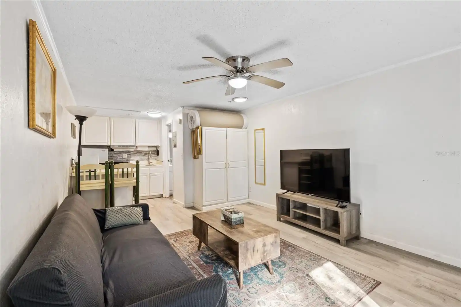 Listing Photo 6